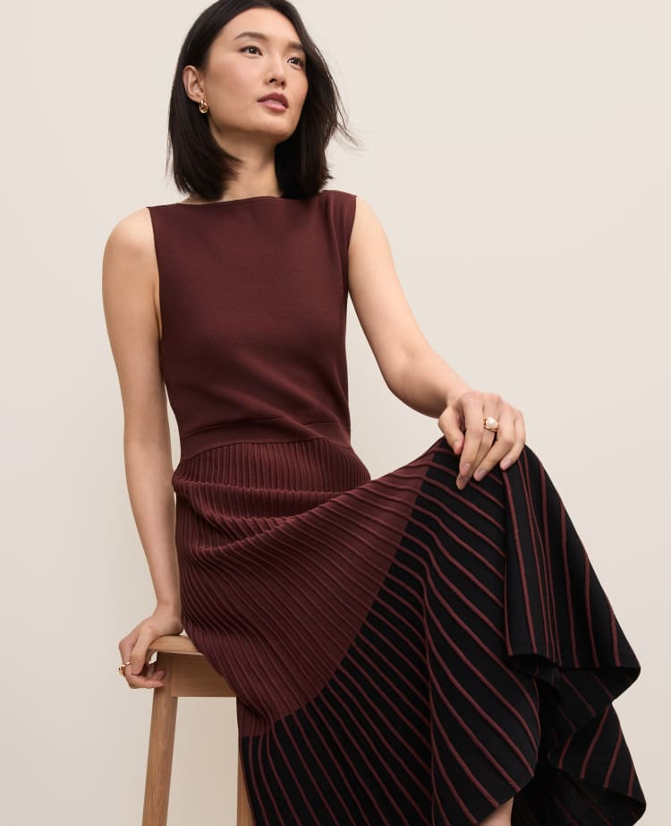 long sleeve white knit dress TOTEME - Crinkled long-sleeve - M Dressing Folding Screen Large Color:White/black family-03318C A quietly polished addition