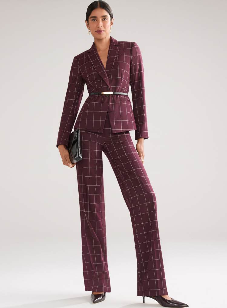 The Suit of The Moment