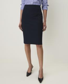The Seamed Pencil Skirt in Seasonless Stretch — Curvy Fit