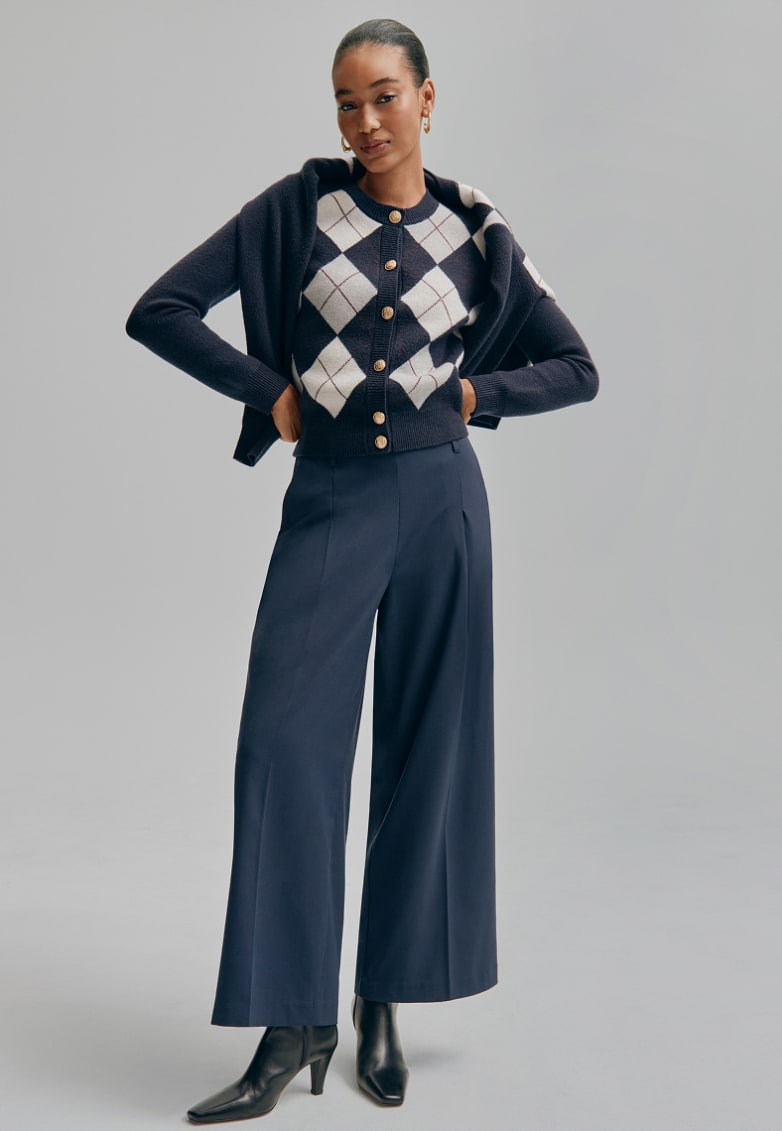 shop pants