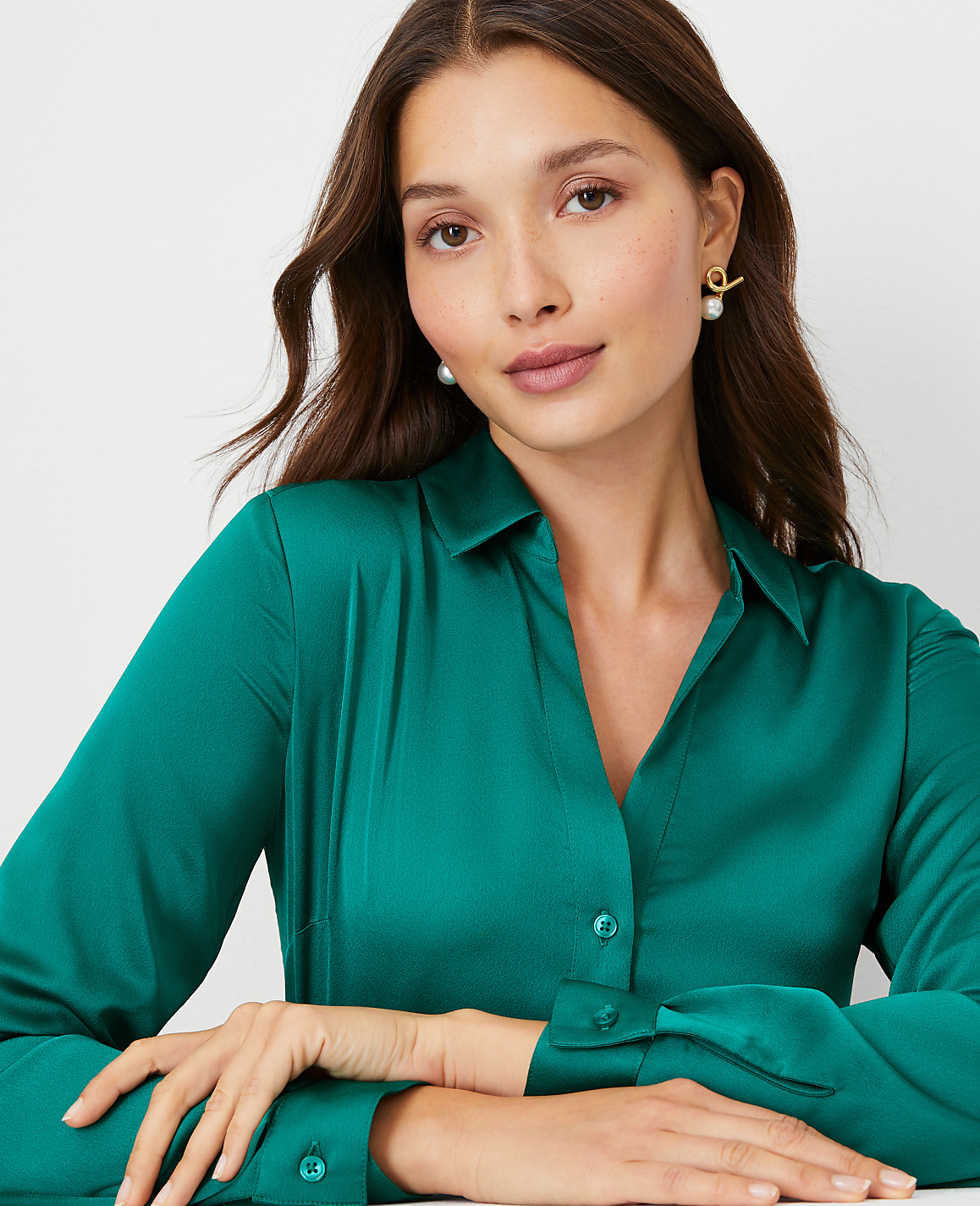 Essential Shirt in Satin
