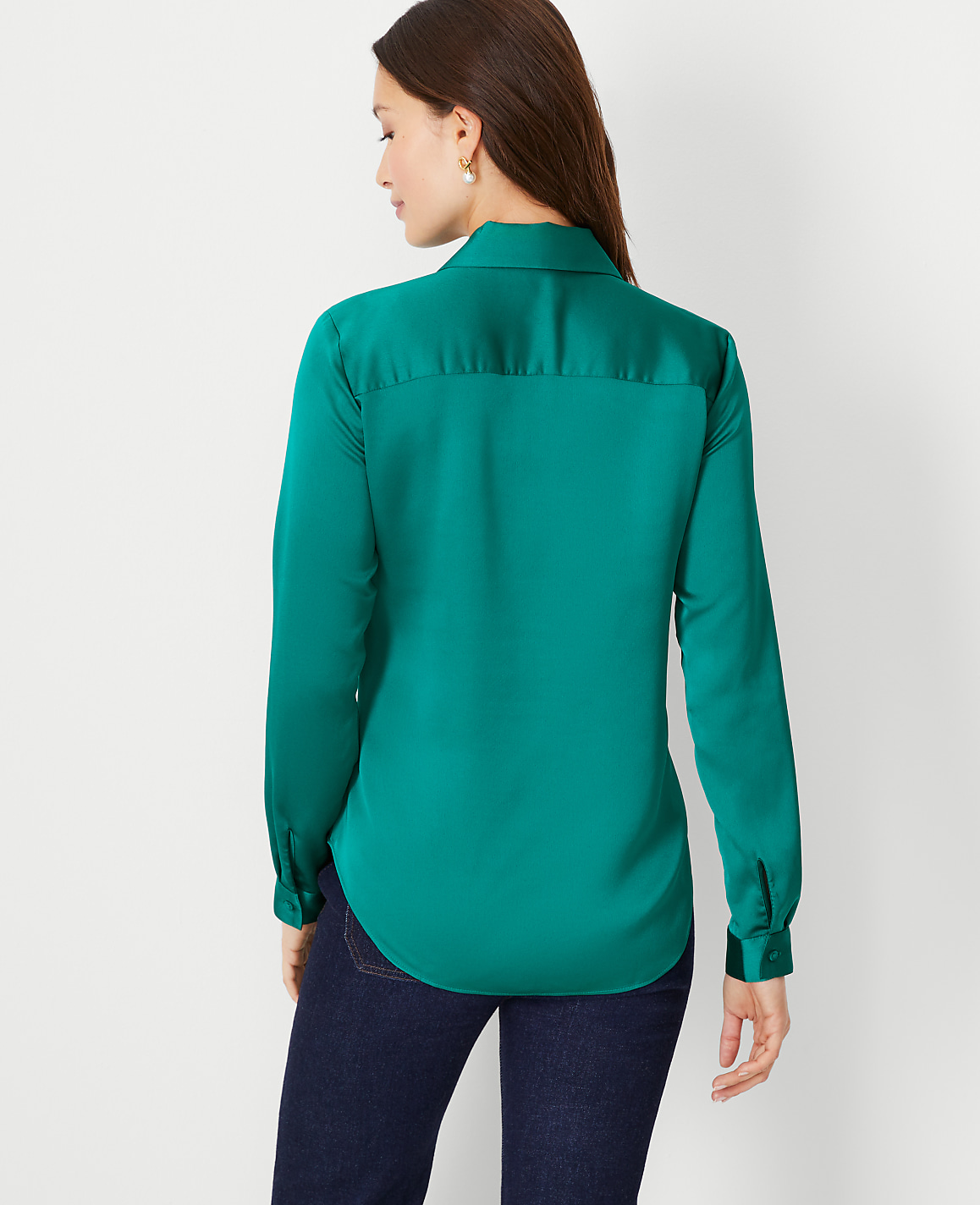 Essential Shirt in Satin