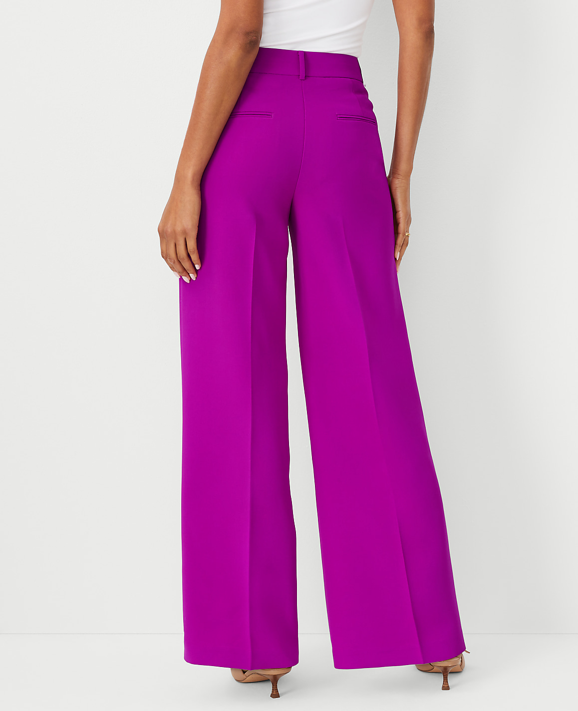 The Petite Wide Leg Pant in Crepe