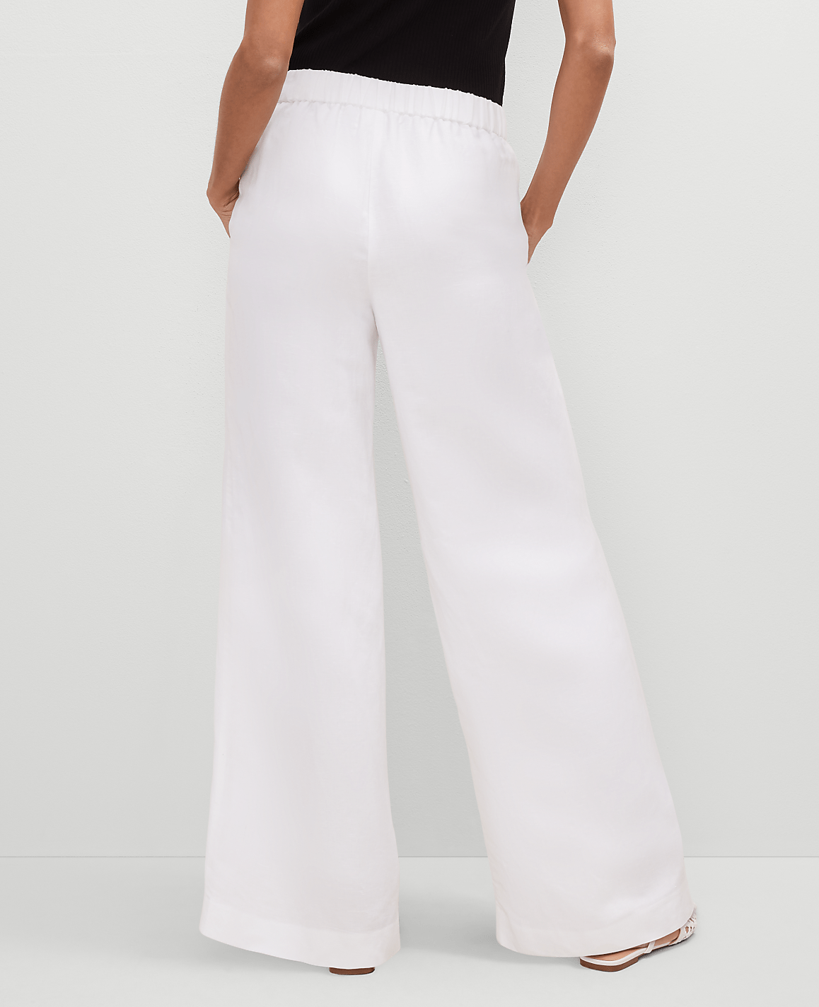 The Petite Easy Palazzo Pant in Linen Blend