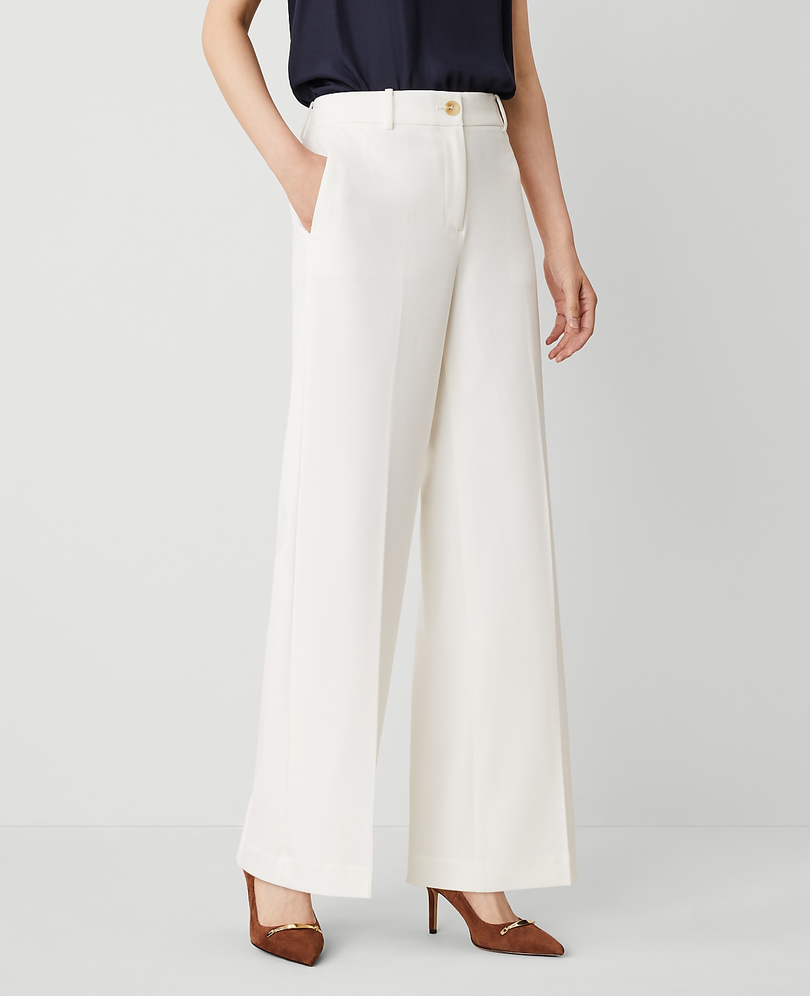 The Petite Perfect Wide-Leg Pant