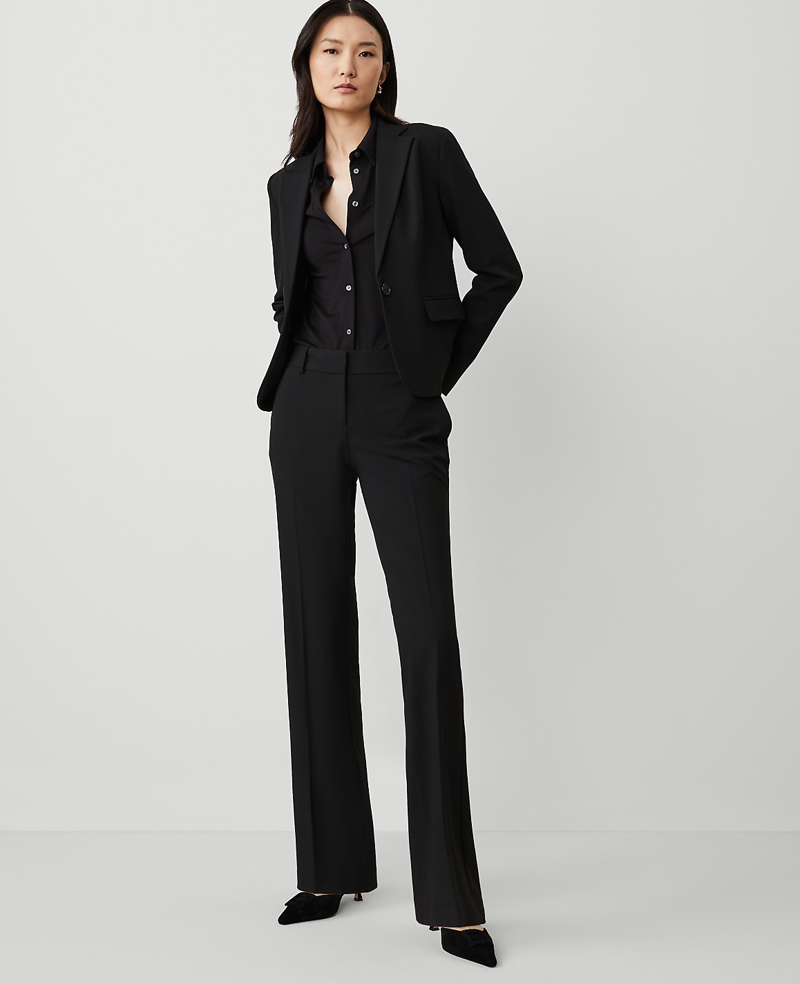 The Mid Rise Trouser in Seasonless Stretch