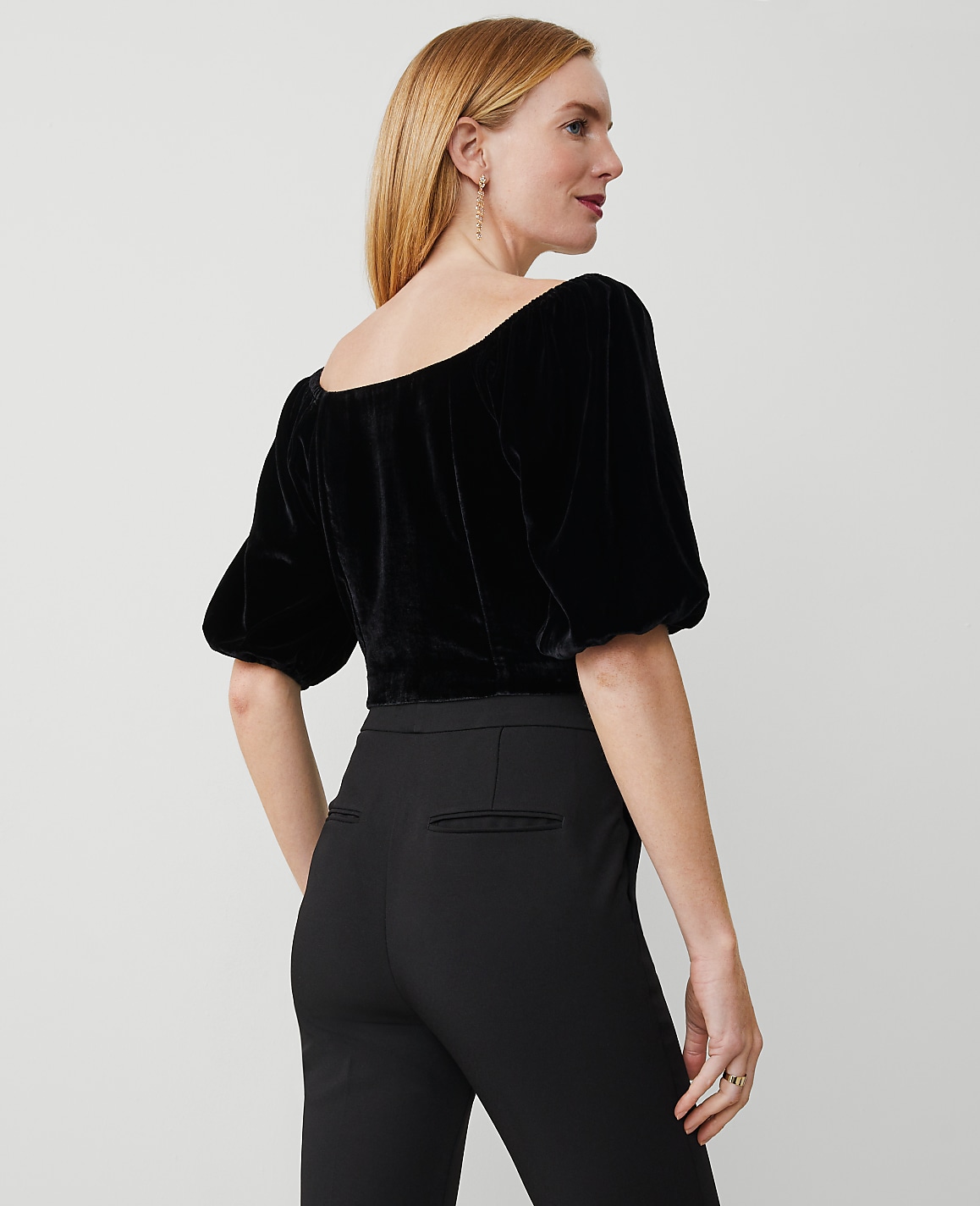Petite Scoop Neck Puff Sleeve Top