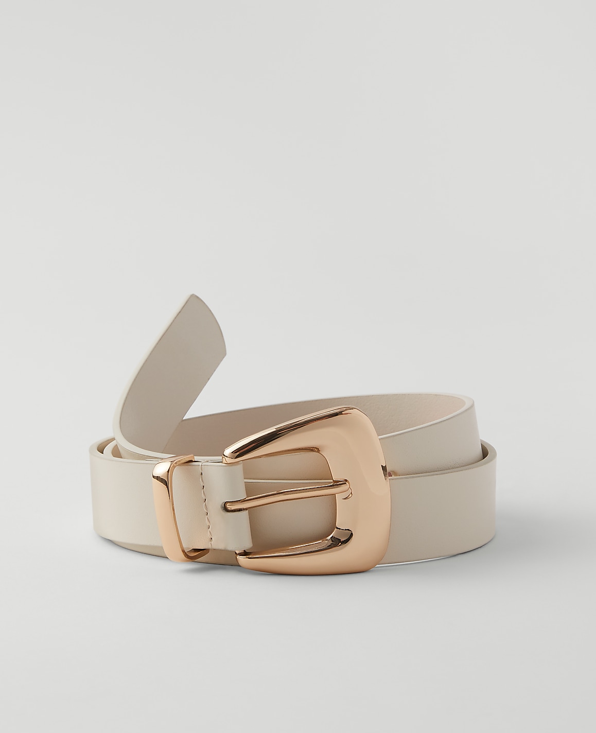 Chunky Buckle Leather Belt