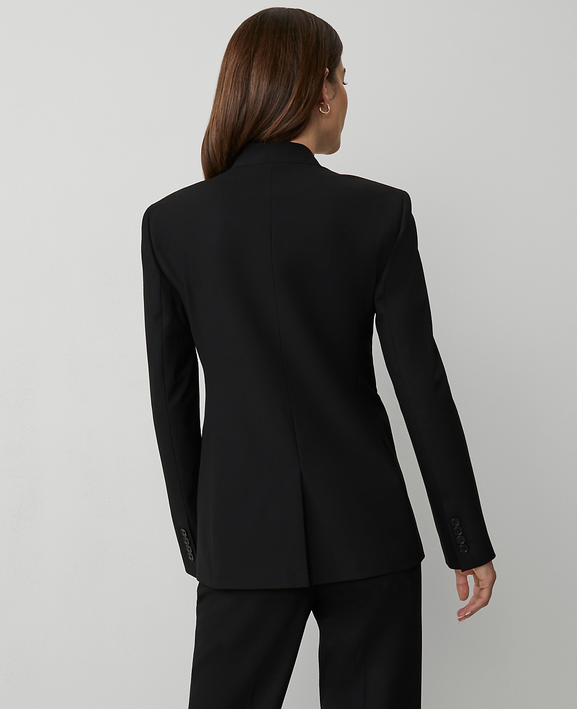 The Collarless Blazer in Seasonless Stretch