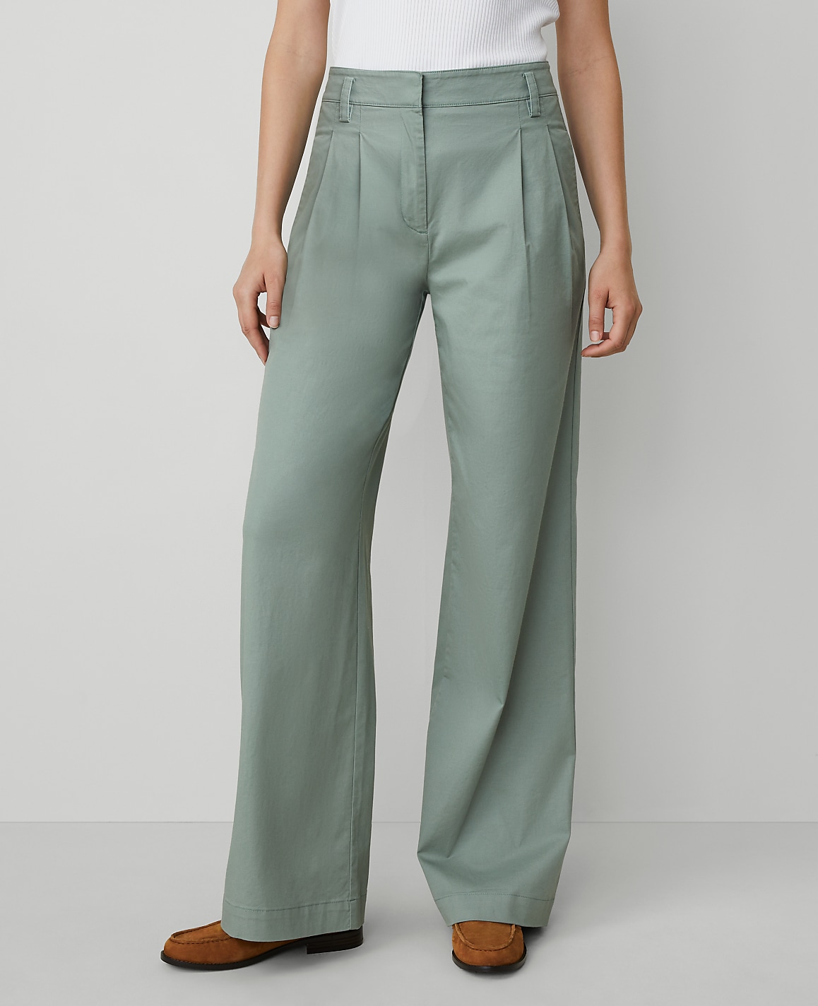 Weekend Collection Topstitched Wide-Leg Pant