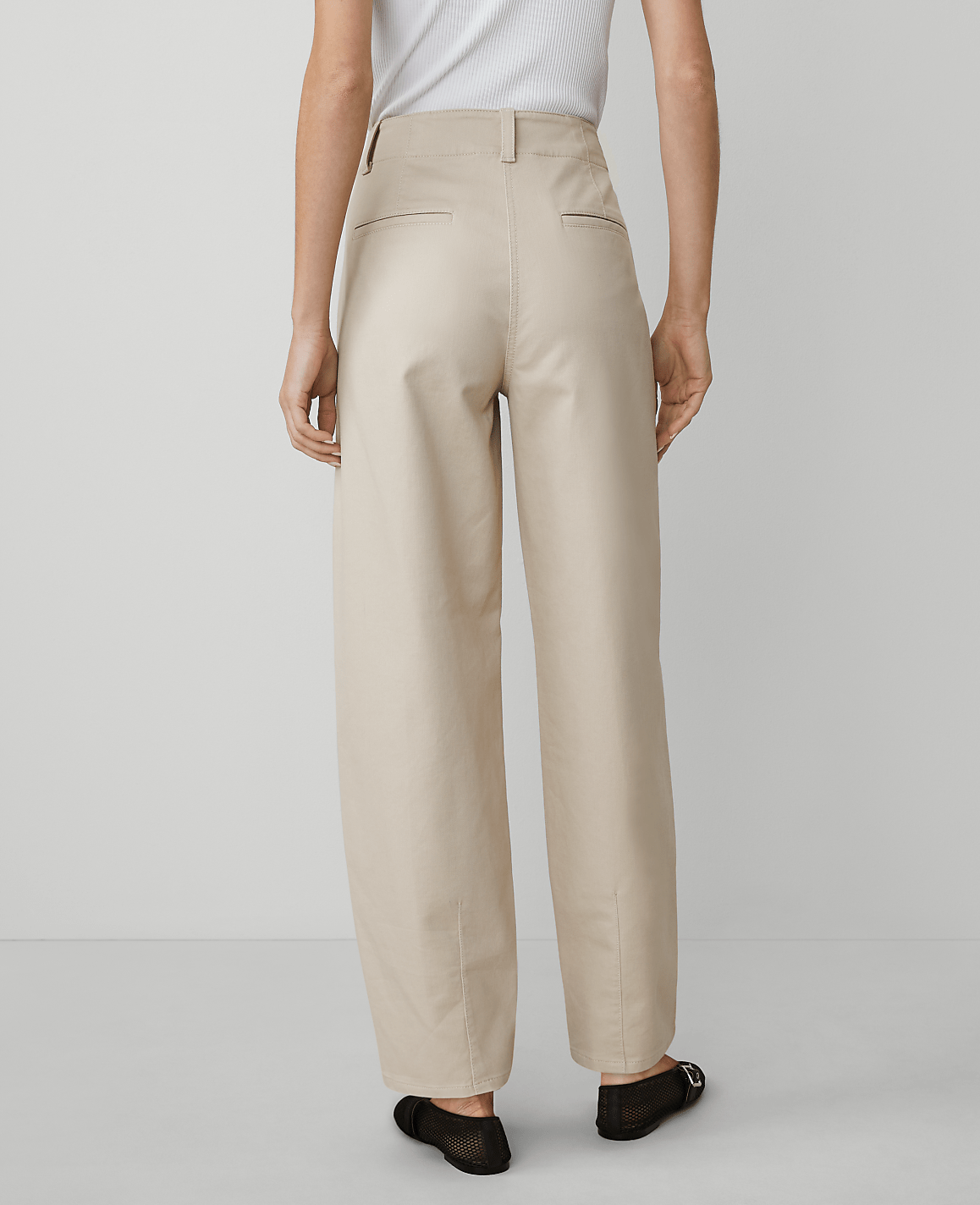 Weekend Collection Seamed Barrel Ankle Pant
