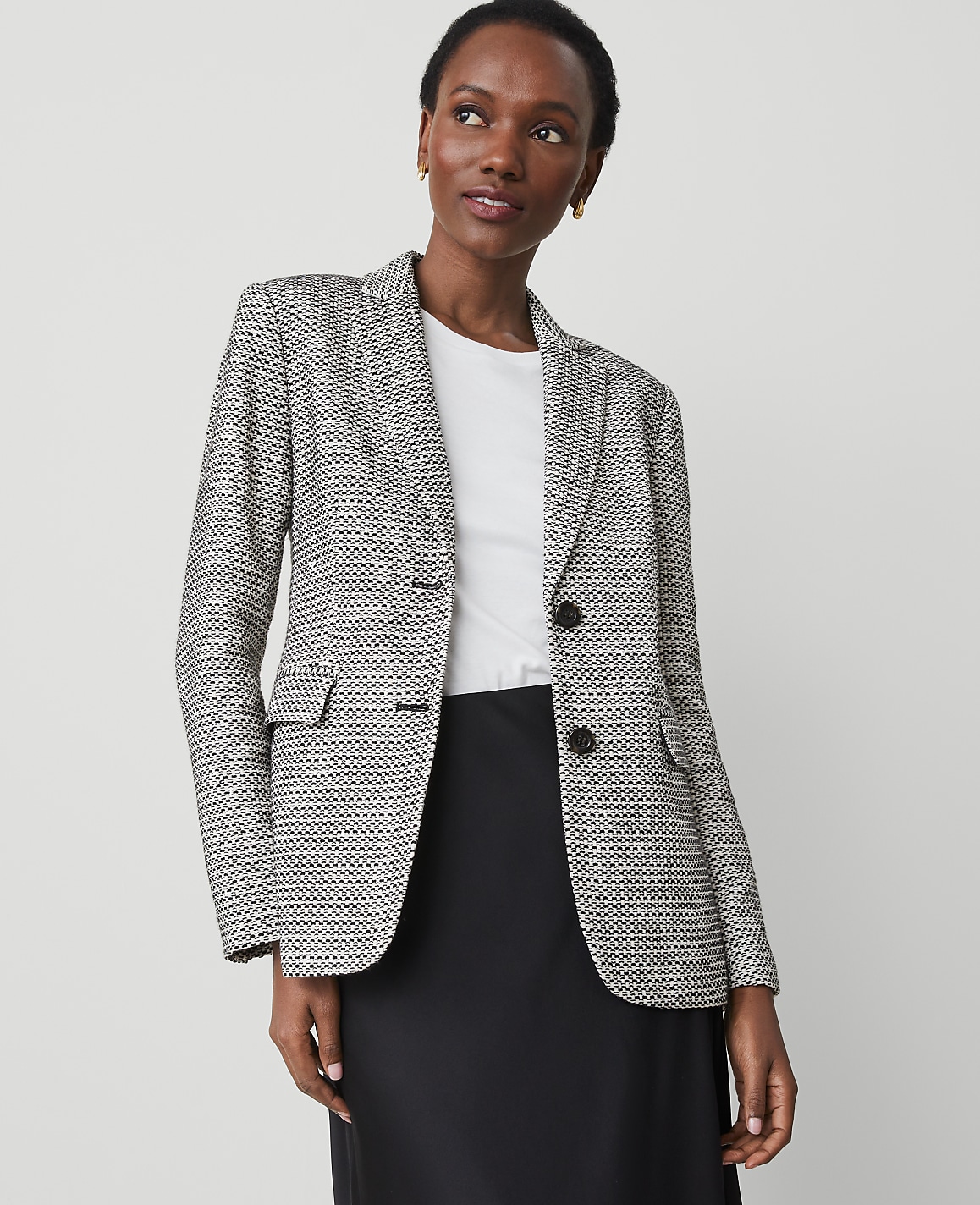 The Greenwich Blazer in Plaid Tweed