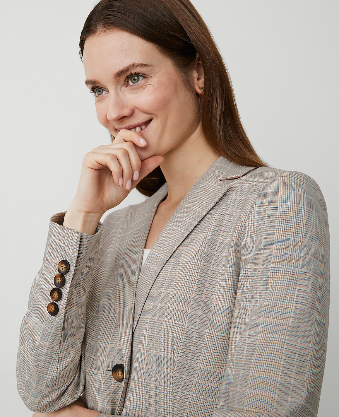 The Greenwich Blazer in Plaid