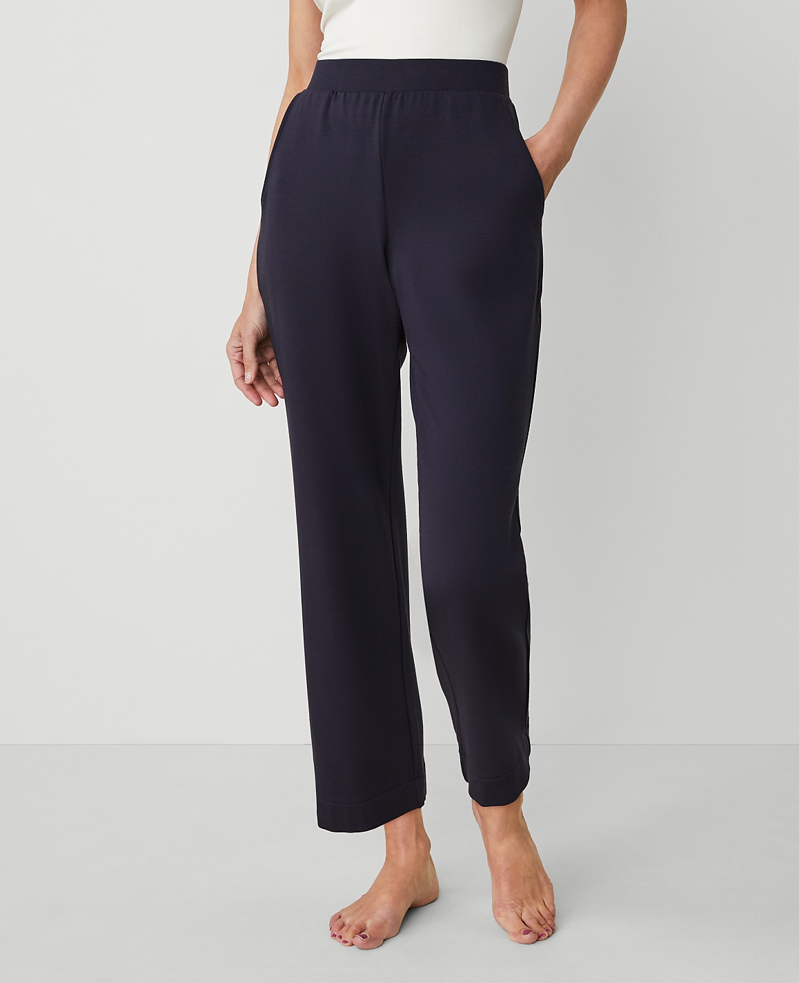 The Wide-Leg Lounge Pant
