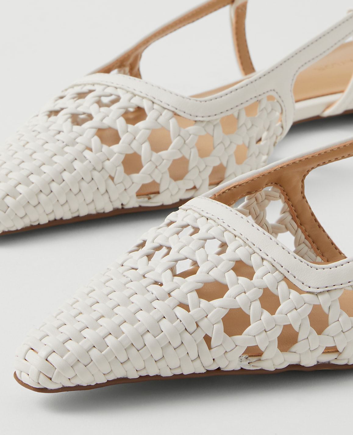 Woven Leather Nip Toe Slingback Flat