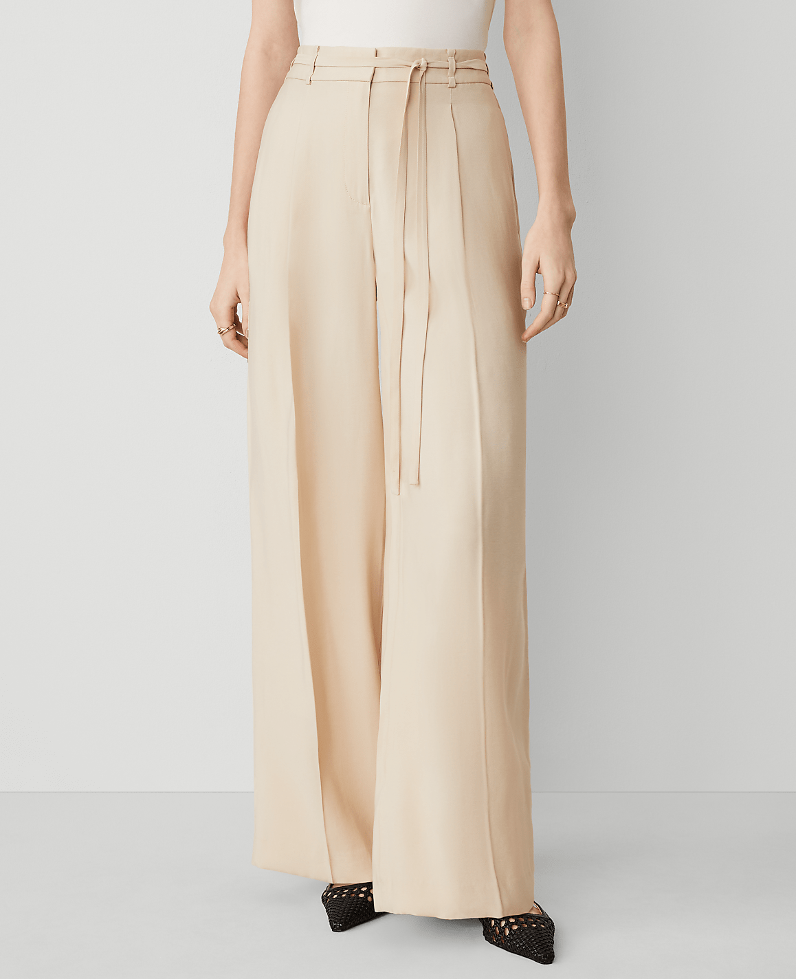 The Belted Wide-Leg Pant in Twill