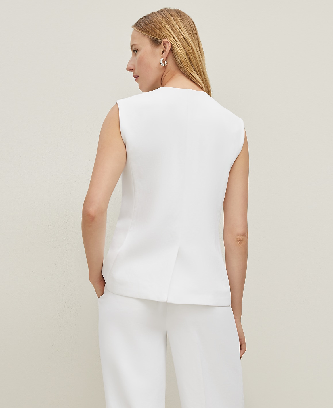 The V-Neck Vest in Textured Crepe