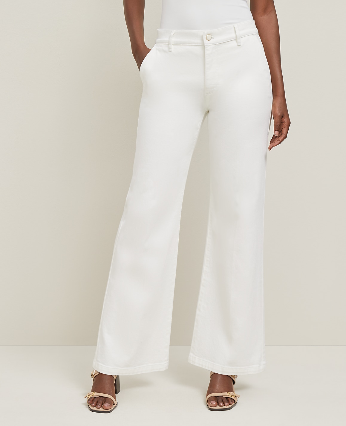 The Refined Wide-Leg Jean