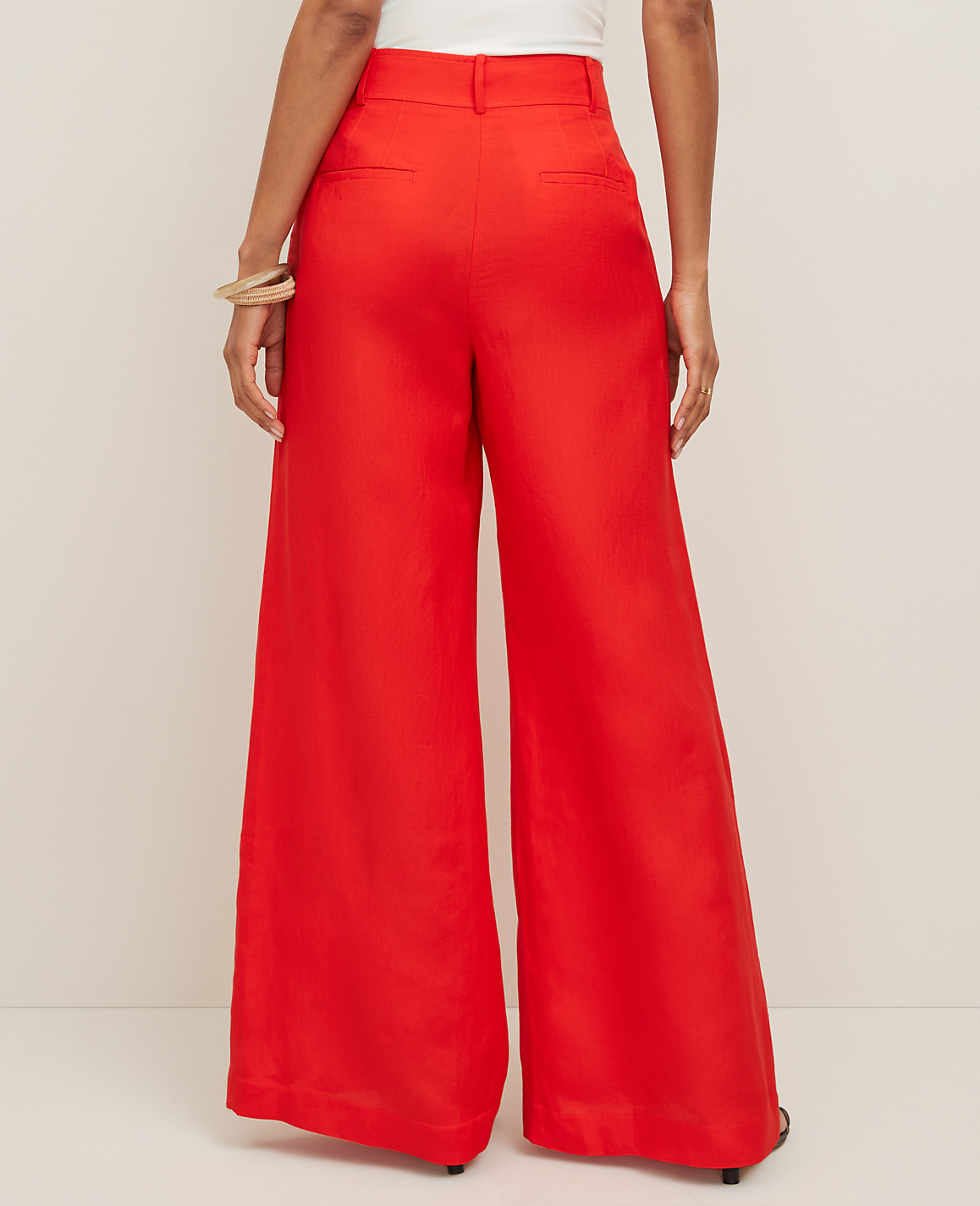 The Statement Palazzo Pant in Linen Blend