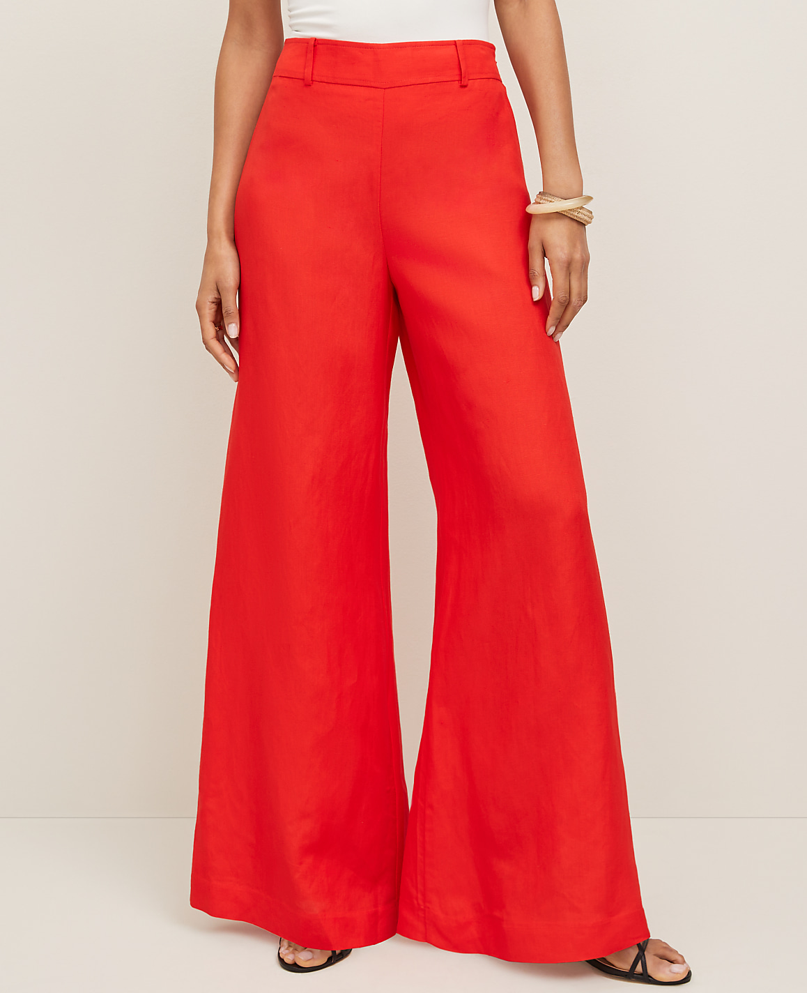 The Statement Palazzo Pant in Linen Blend