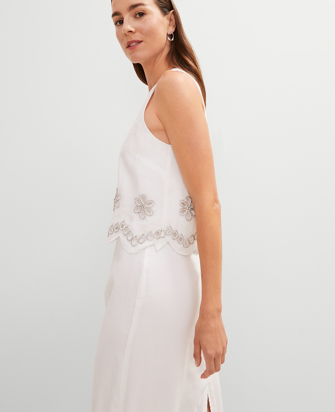 Studio Collection Embroidered Linen Blend Tank Top