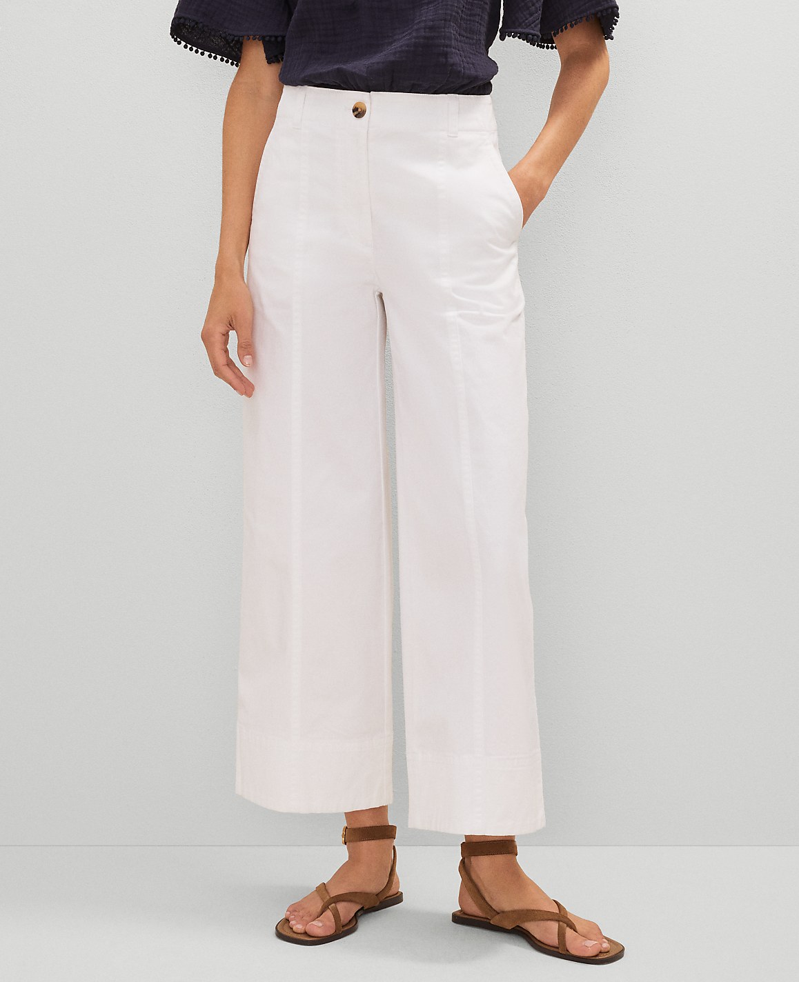 Petite Weekend Wide-Leg Ankle Pant