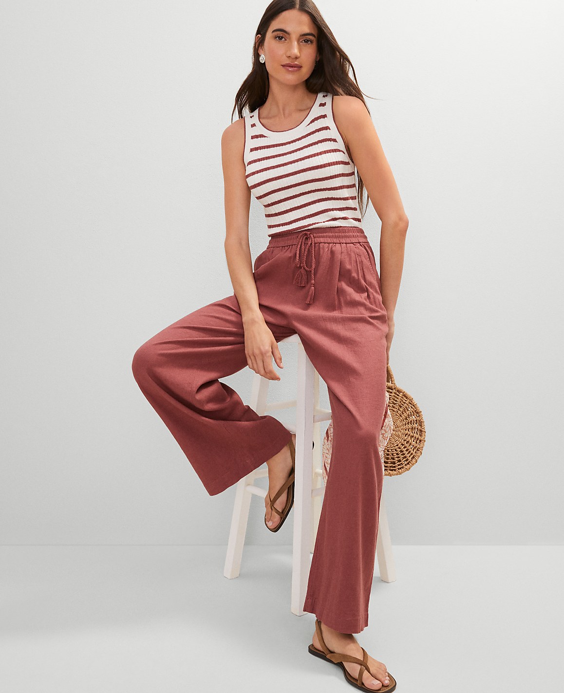 Petite Weekend Easy Fit Wide-Leg Pant in Linen Blend