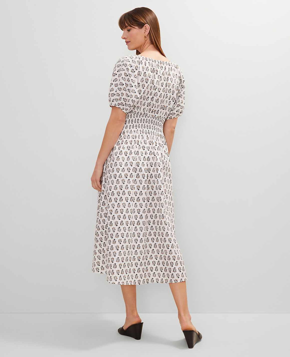 Petite Floral Smocked Puff Sleeve Midi Dress
