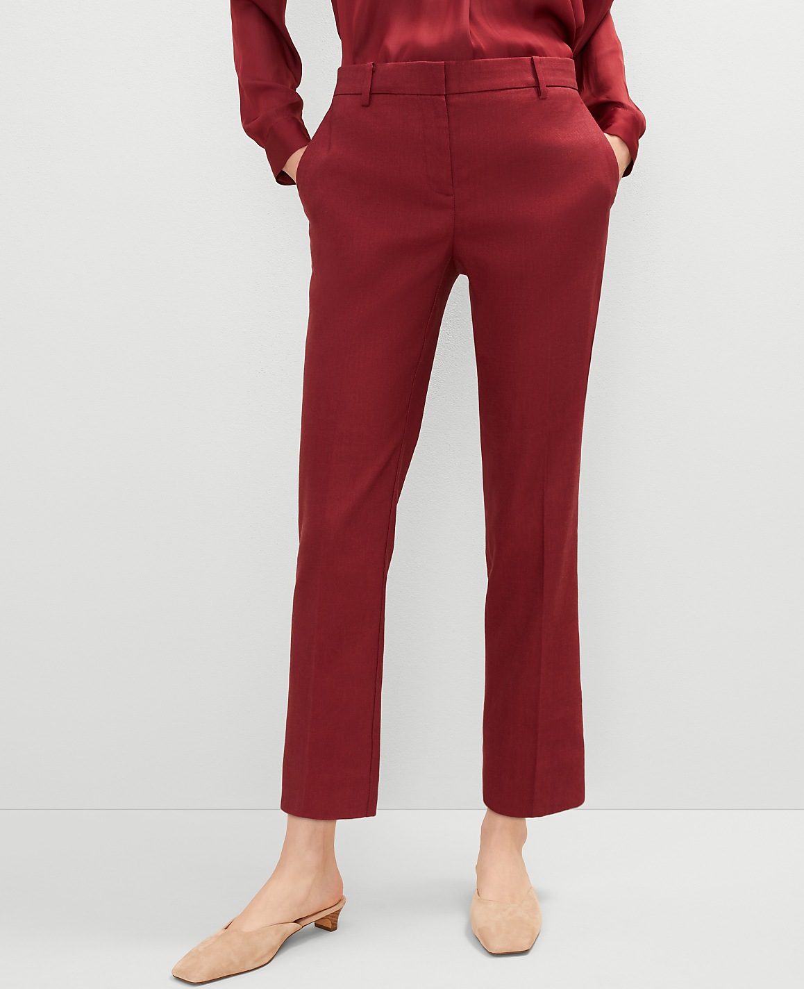 The Petite Eva Ankle Pant in Linen Blend