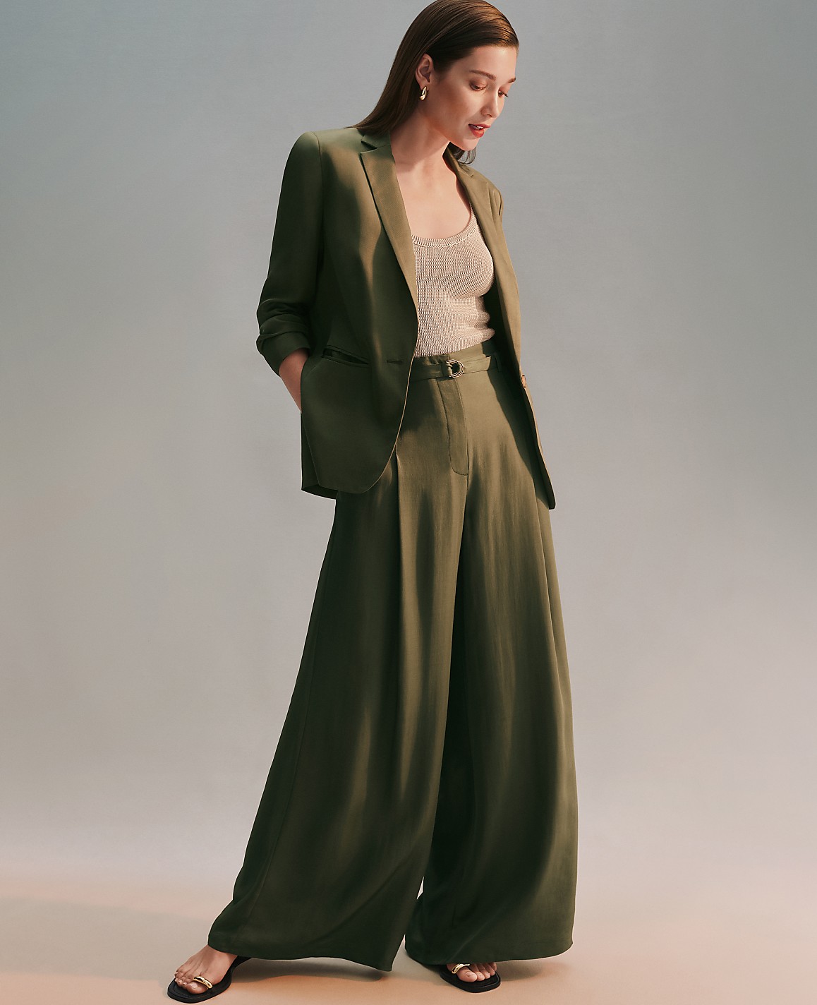 The Statement Wide-Leg Pant