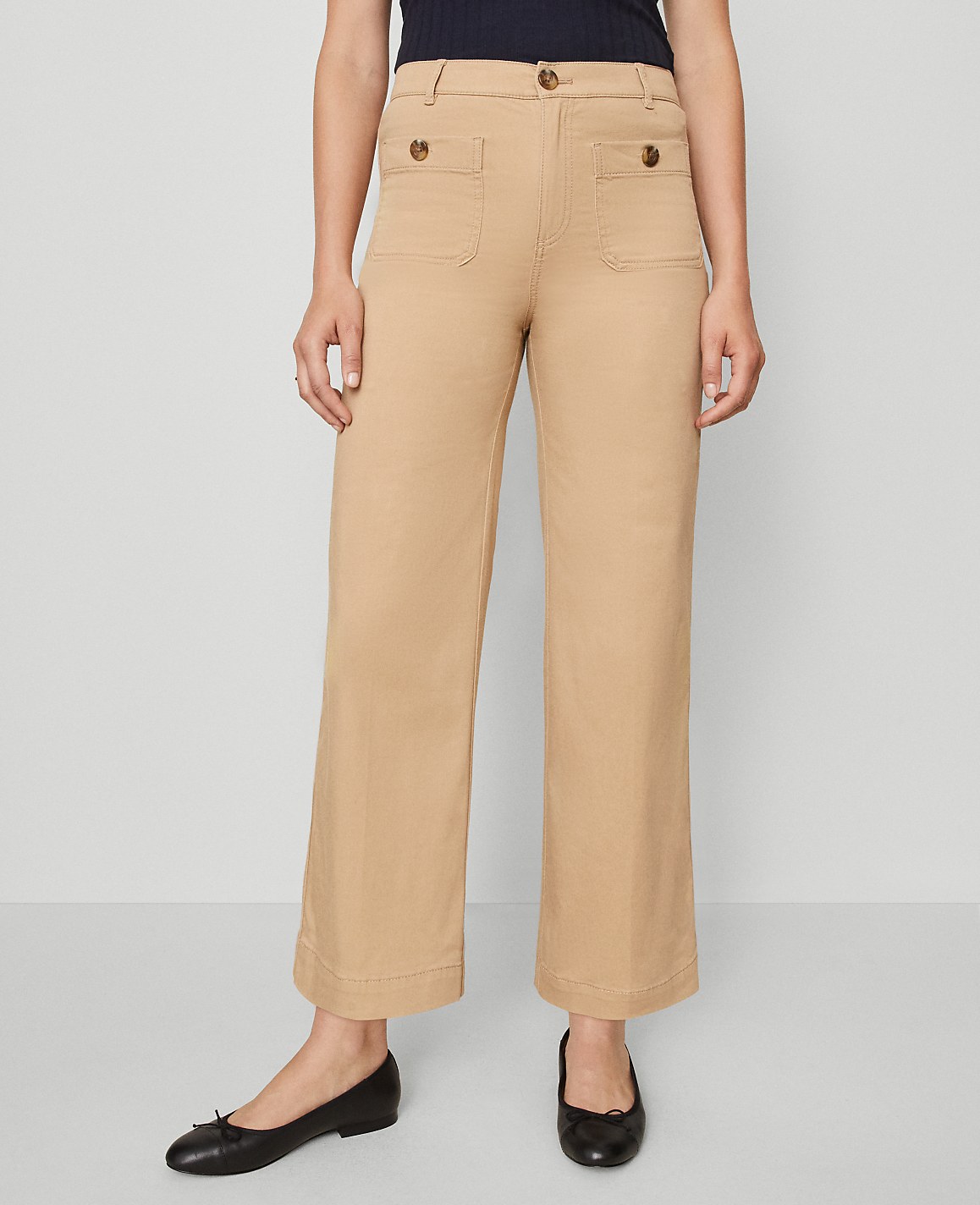Weekend Sateen Patch Pocket Pant