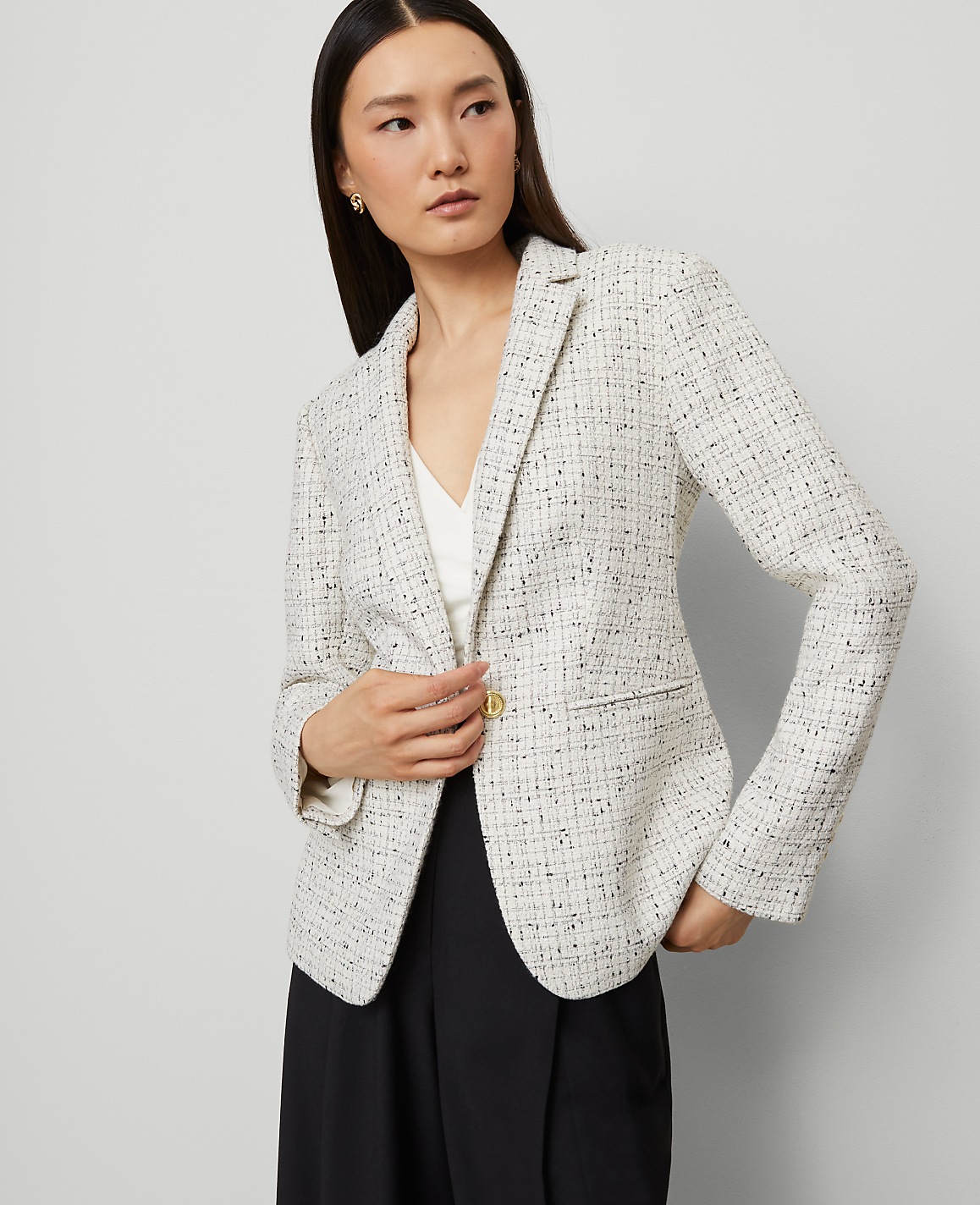 The Petite Hutton Blazer in Tweed