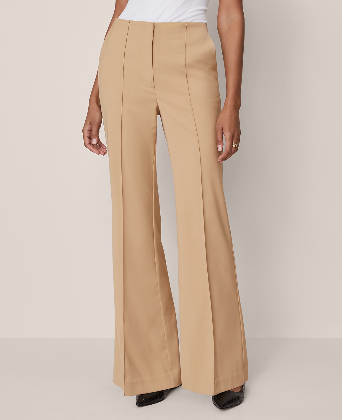 The Petite Margot Pant - Curvy Fit