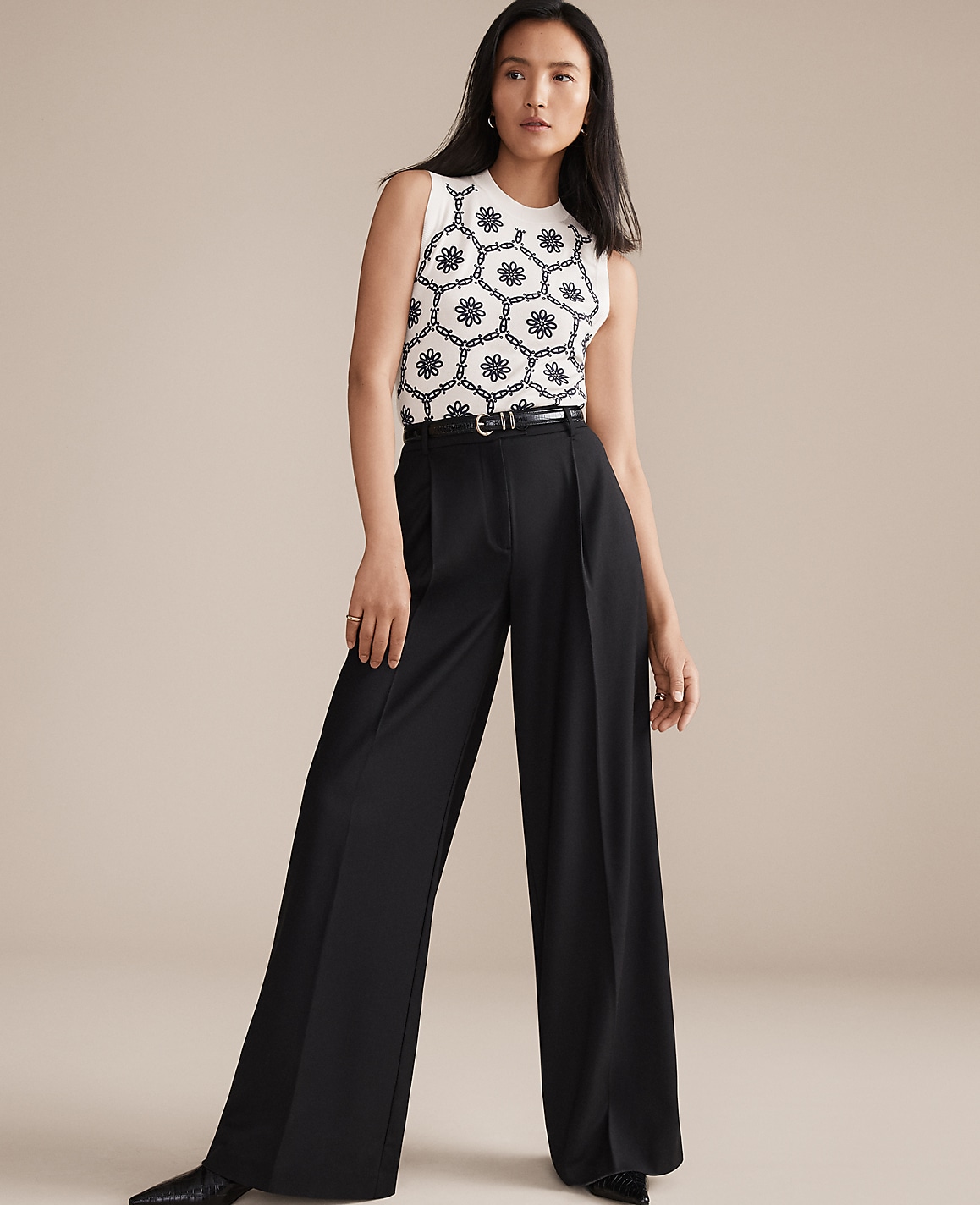 The Petite Modern Wide-Leg Trouser