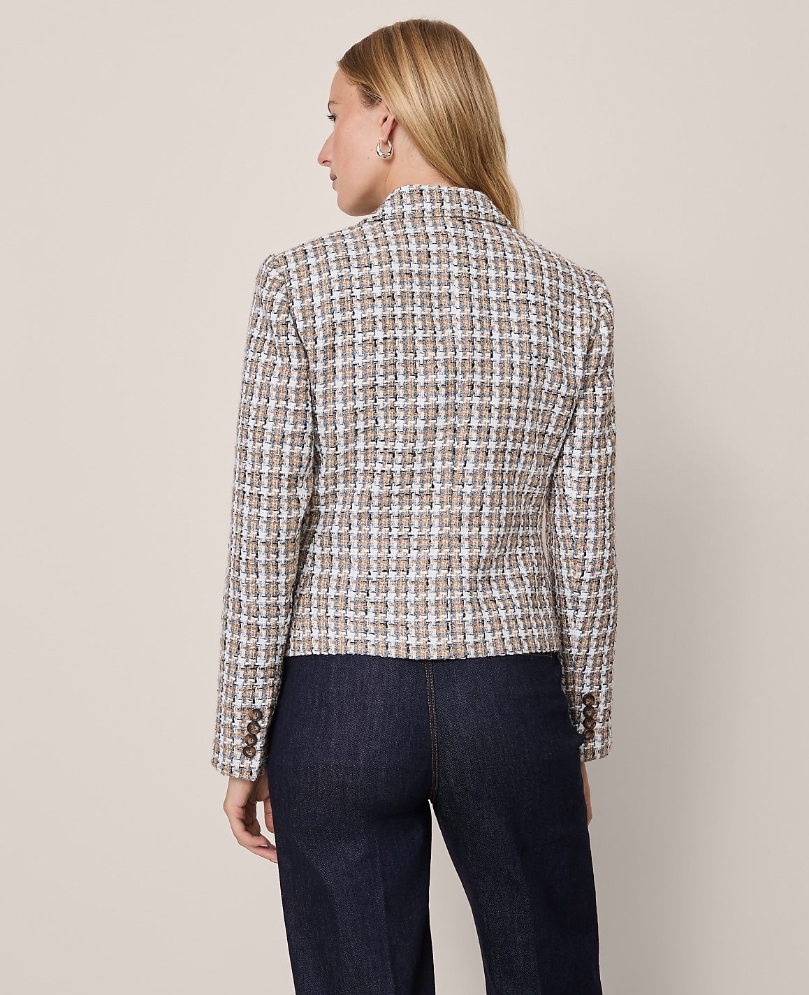 The One Button Fitted Blazer in Tweed