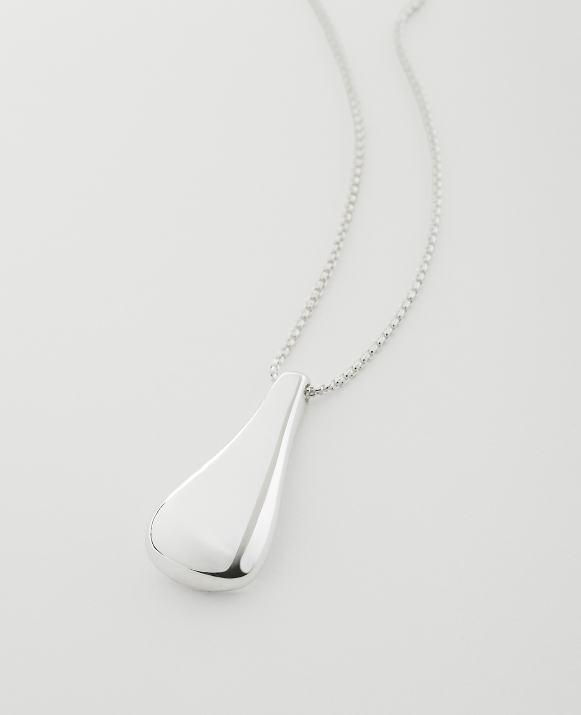 Teardrop Pendant Necklace