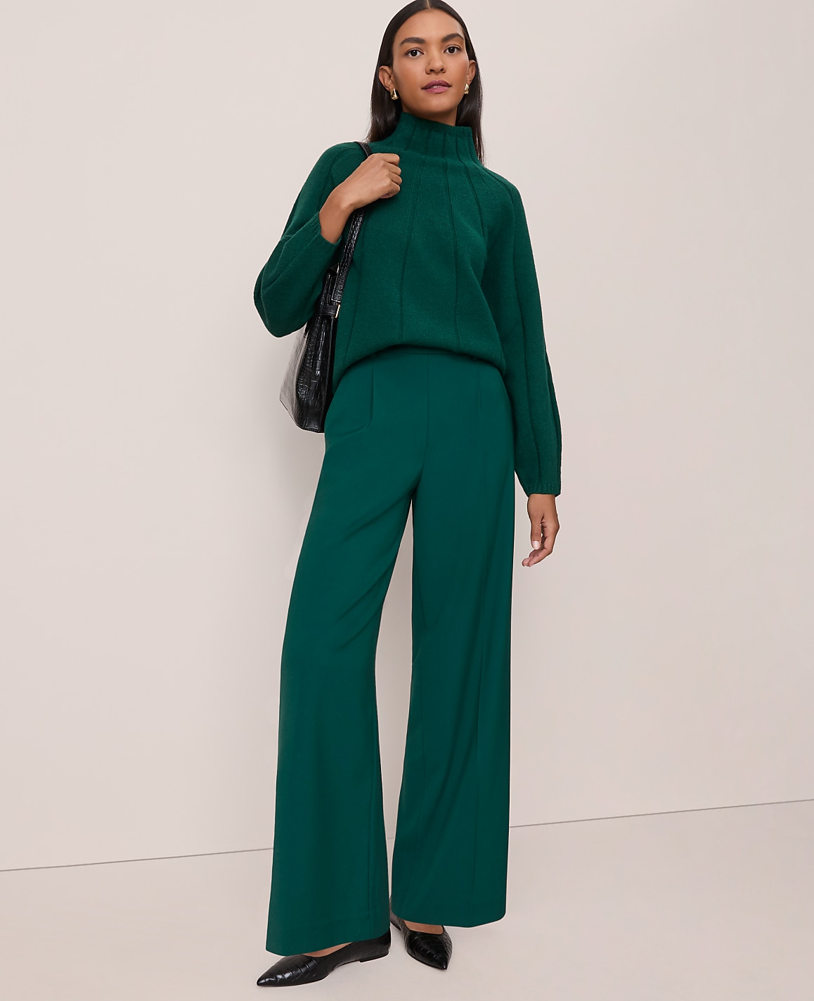 The Petite Side Button Wide-Leg Pant