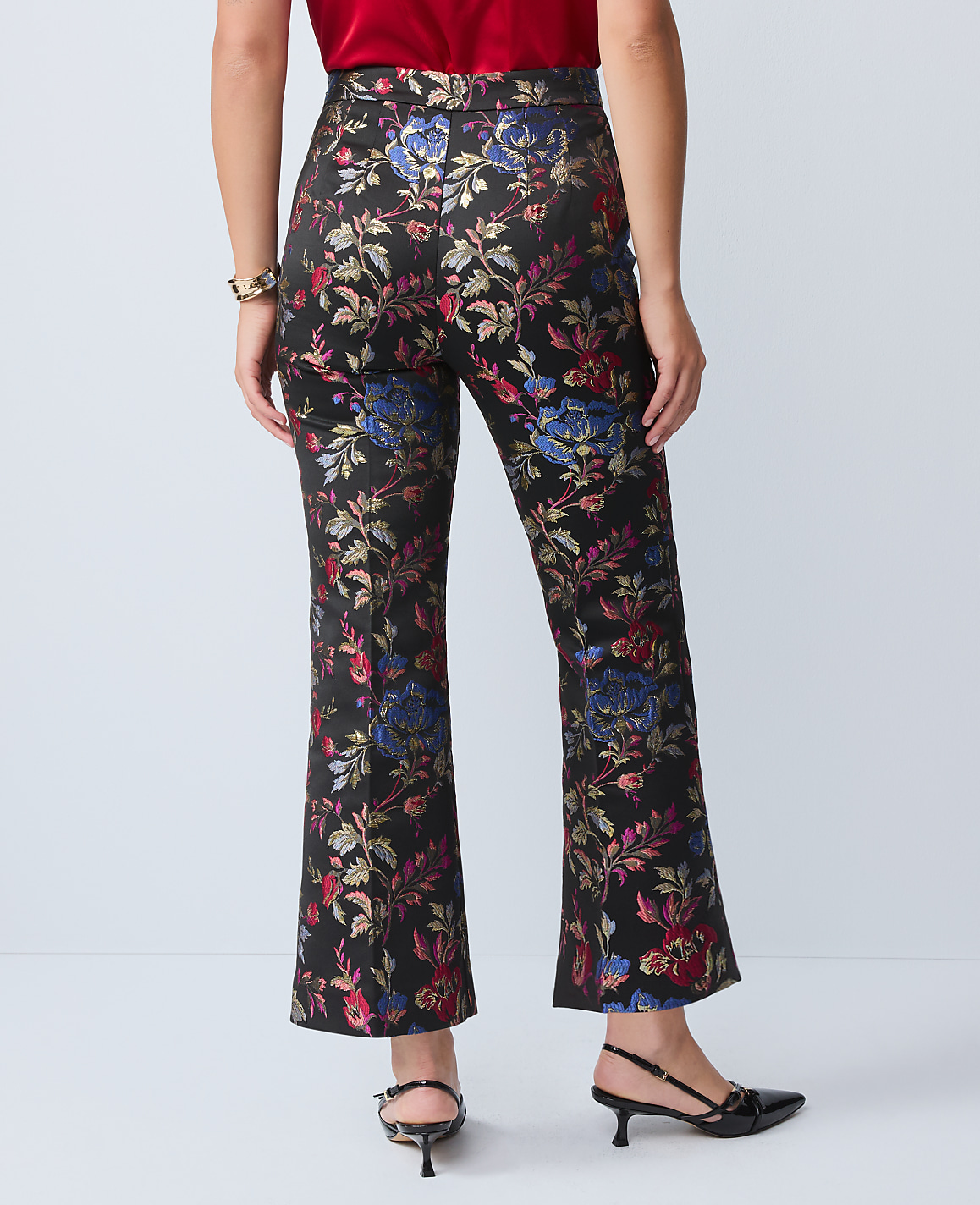 Ann Taylor The Petite Side-Zip Flare Pant in Floral Jacquard Size 0 Iconic Red Women's