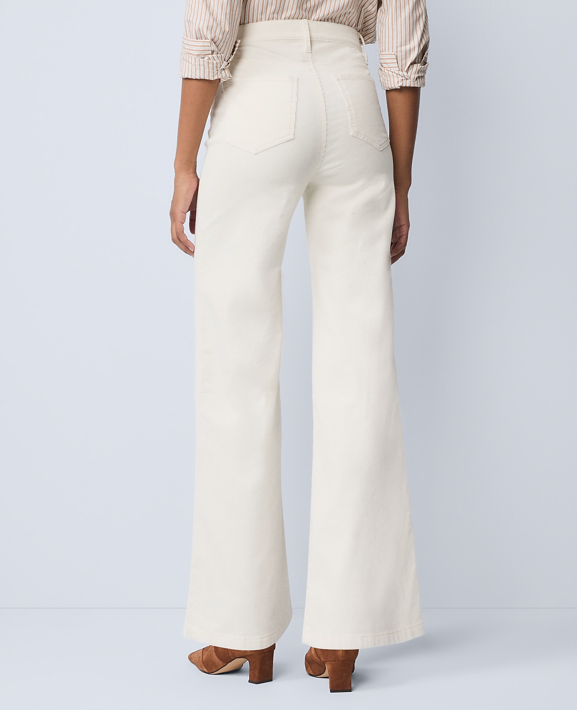 Petite Weekend Wide-Leg Corduroy Pant