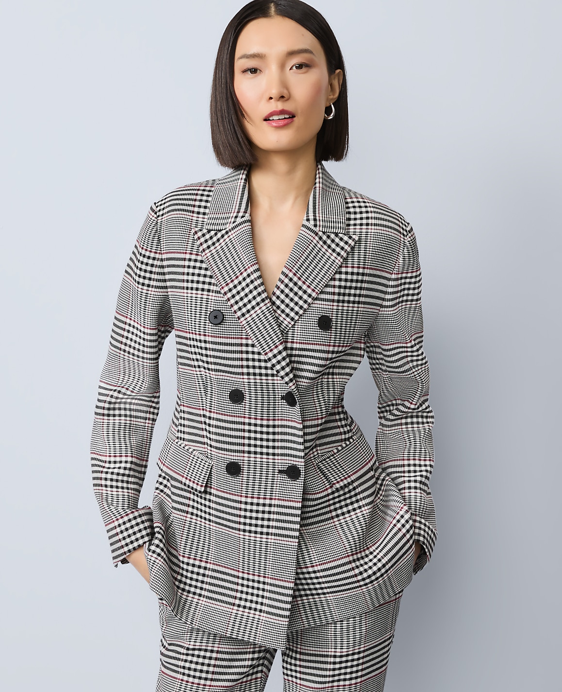 The Fitted Long Blazer in Plaid