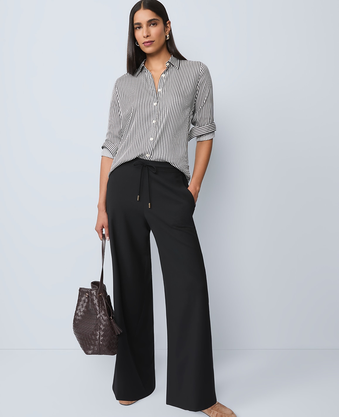 Wide-Leg Jogger Pant