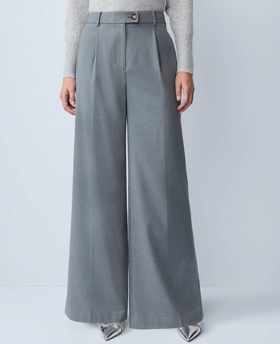 The Modern Wide-Leg Trouser