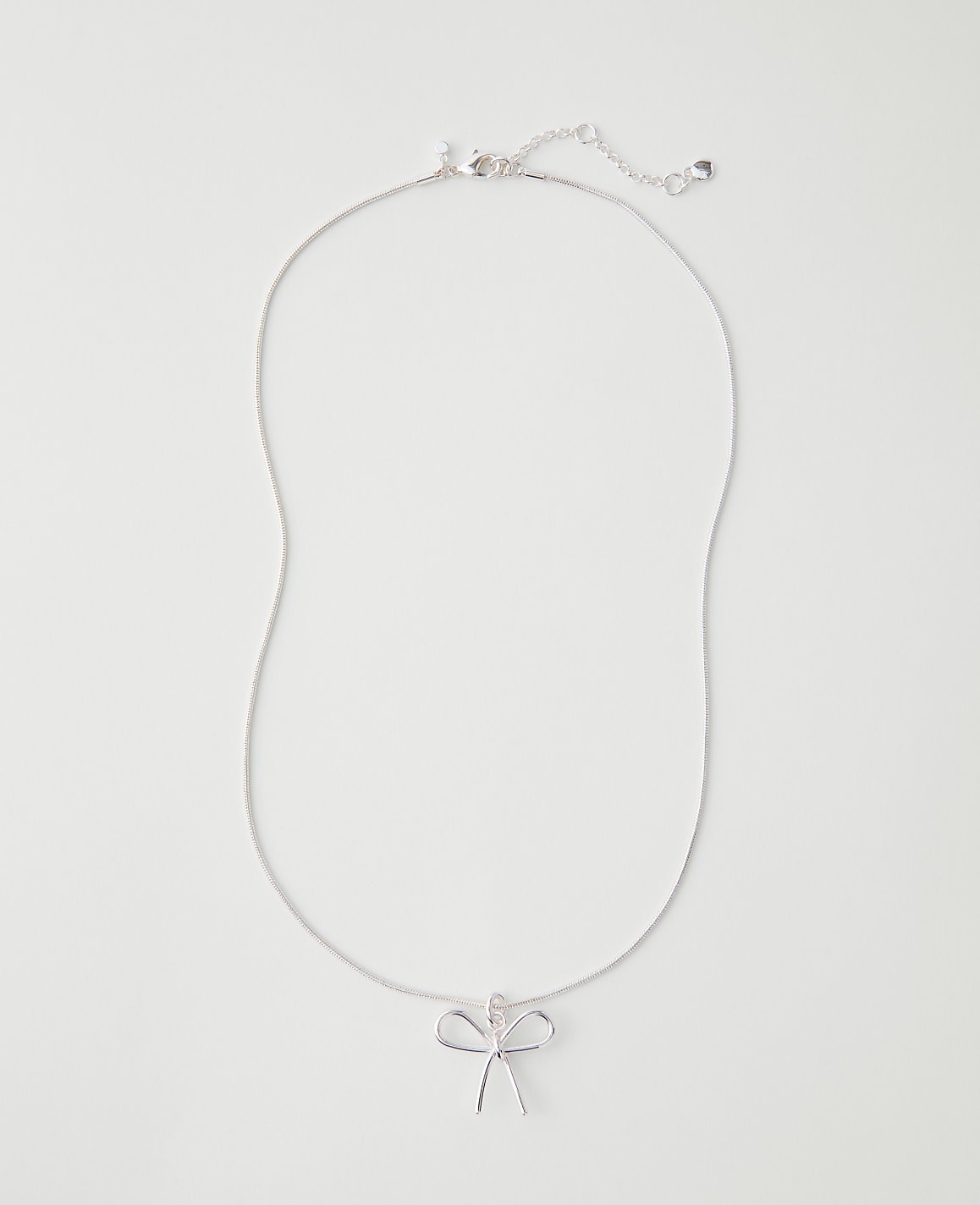 Metal Bow Pendant Necklace