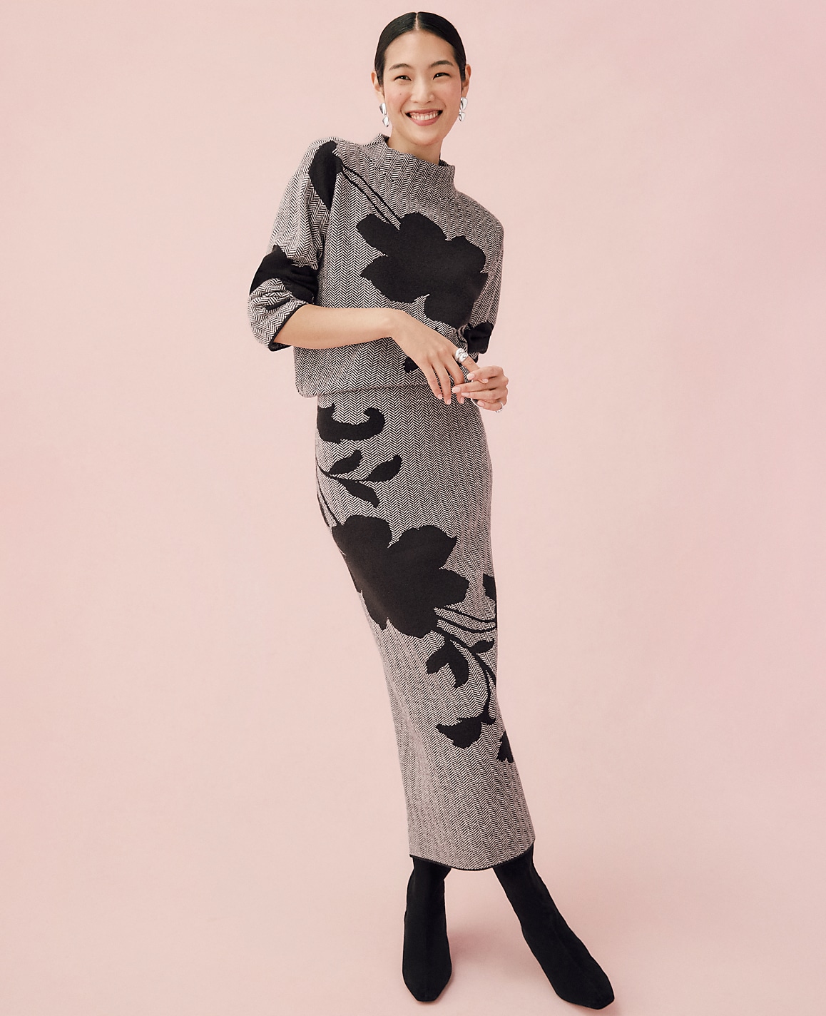 Herringbone Floral Jacquard Sweater Skirt