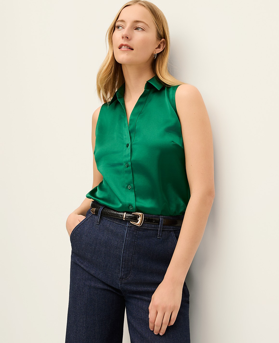 Satin Sleeveless Essential Shirt