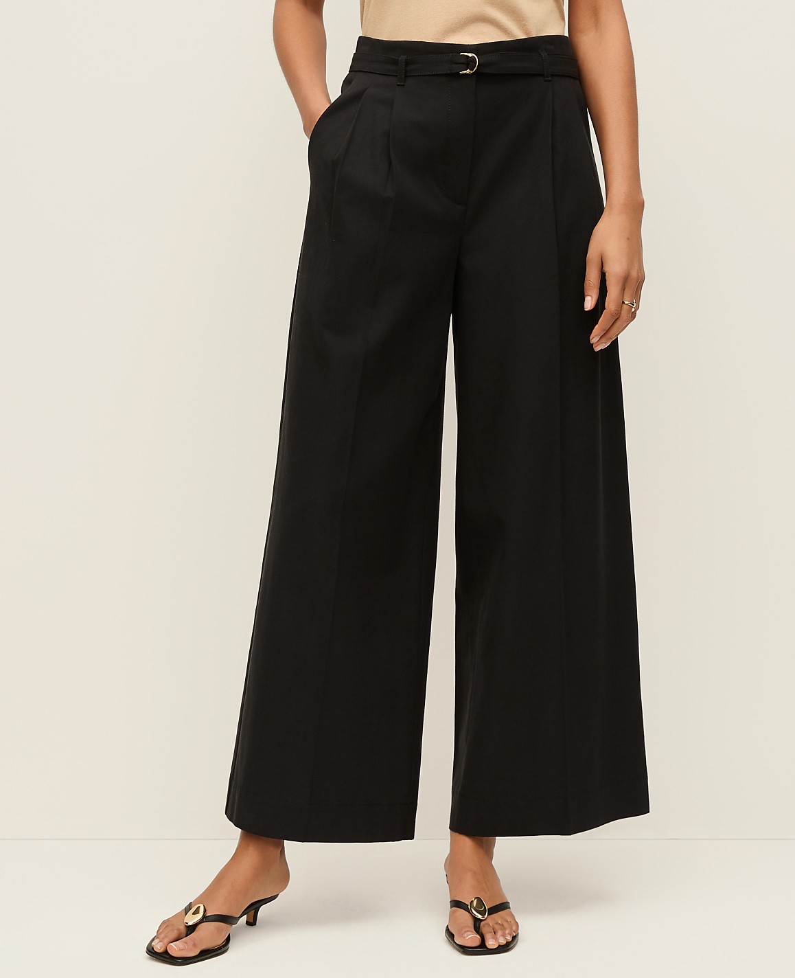 The Belted Wide-Leg Ankle Pant
