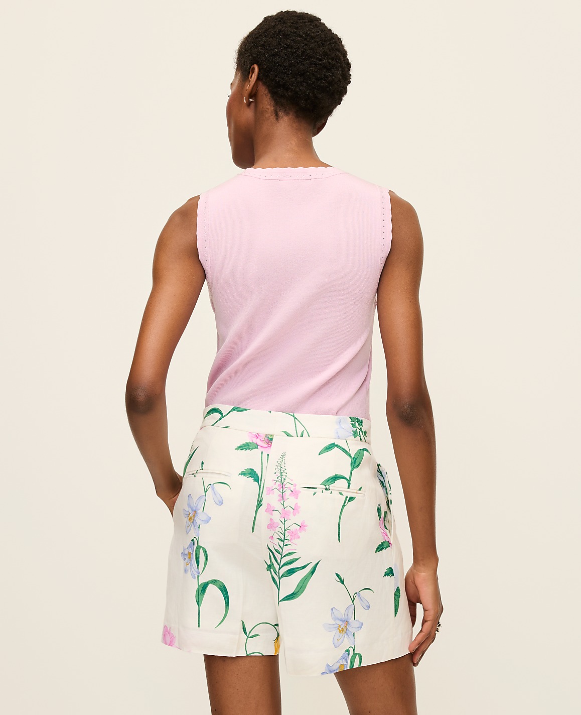 The Petite Floral Pleated Short in Linen Blend