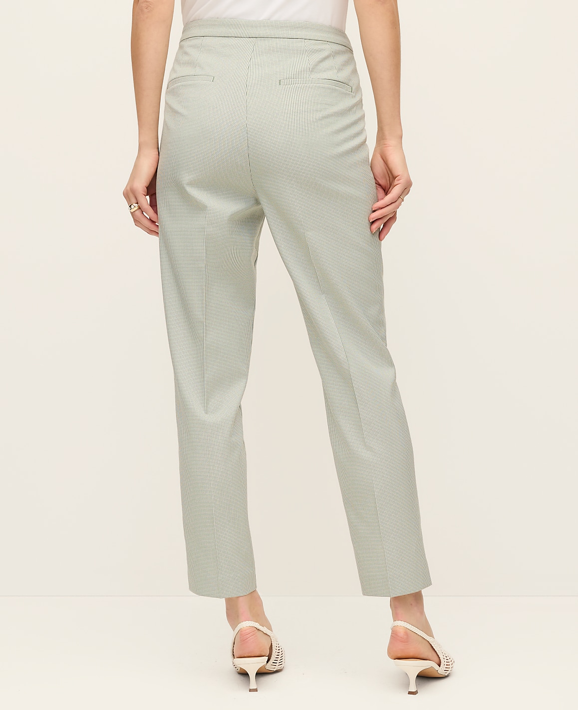 The Natalie Pant in Houndstooth &mdash; Curvy Fit