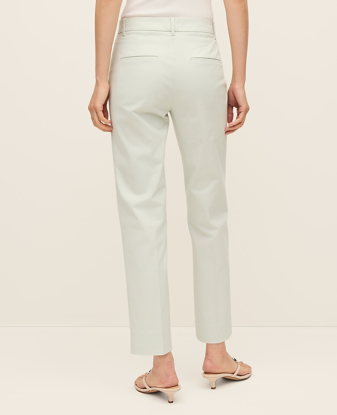 The Cotton Crop Pant &mdash; Curvy Fit