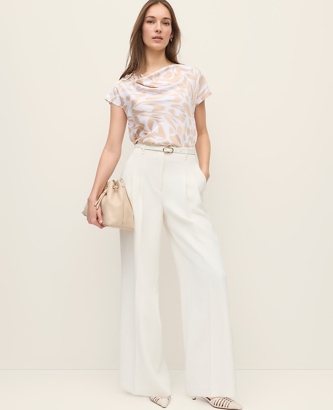 The Petite Pleated Wide-Leg Pant in Textured Crepe
